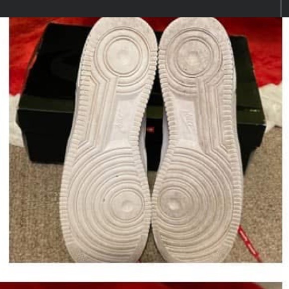 Air Force 1 low Supreme - size 11 - Picture 3 of 5